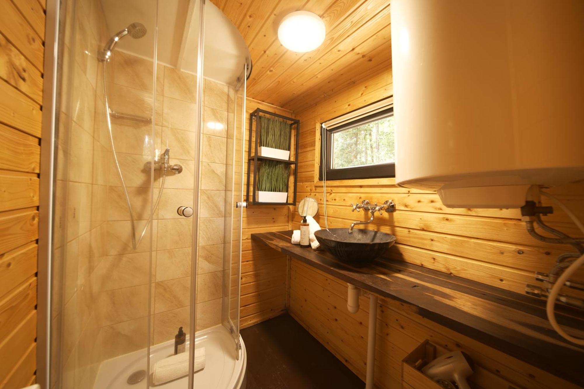 Secret Lake Prag Magic Place Relaxation& Wellness Rehenice Esterno foto